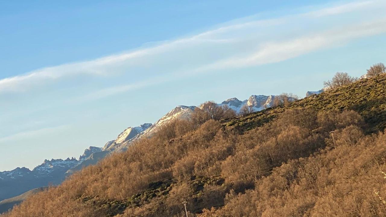 فيلا Atardecer En Gredos 1 San Bartolomé de Tormes المظهر الخارجي الصورة
